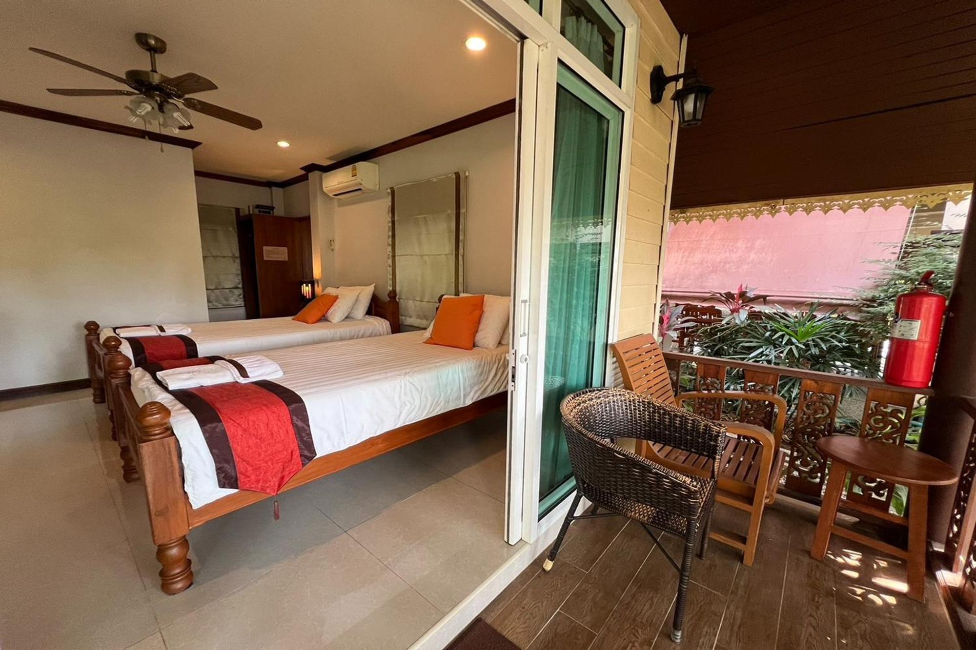 Resort Baan Nam Pen 3*