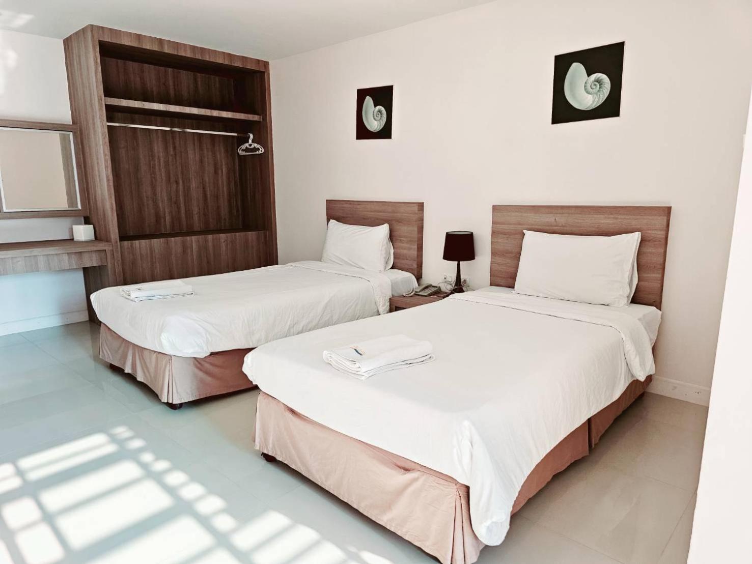Similan Mansion 2* Bang Saen