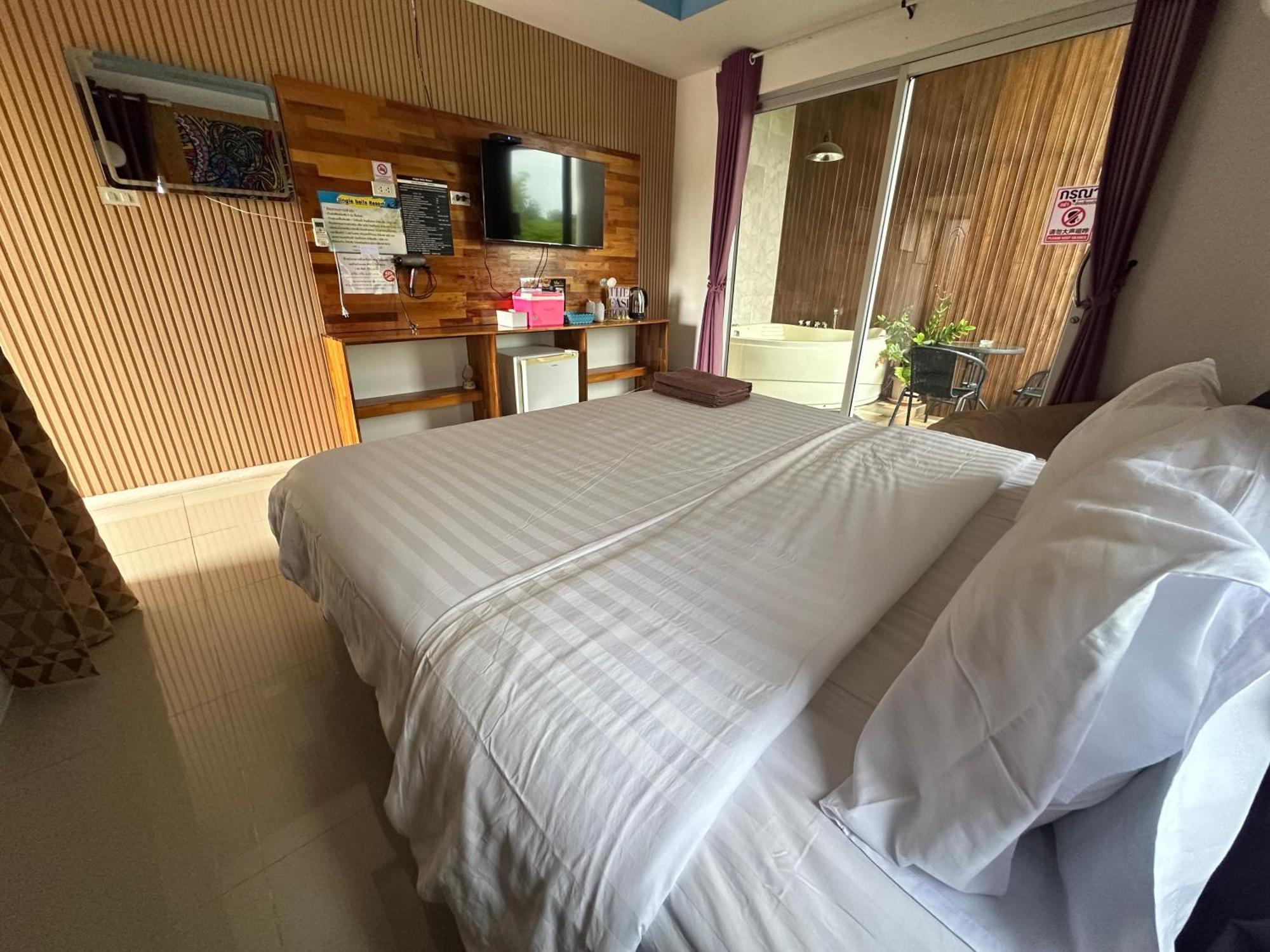 Jingle Bells Resort Ko Lan