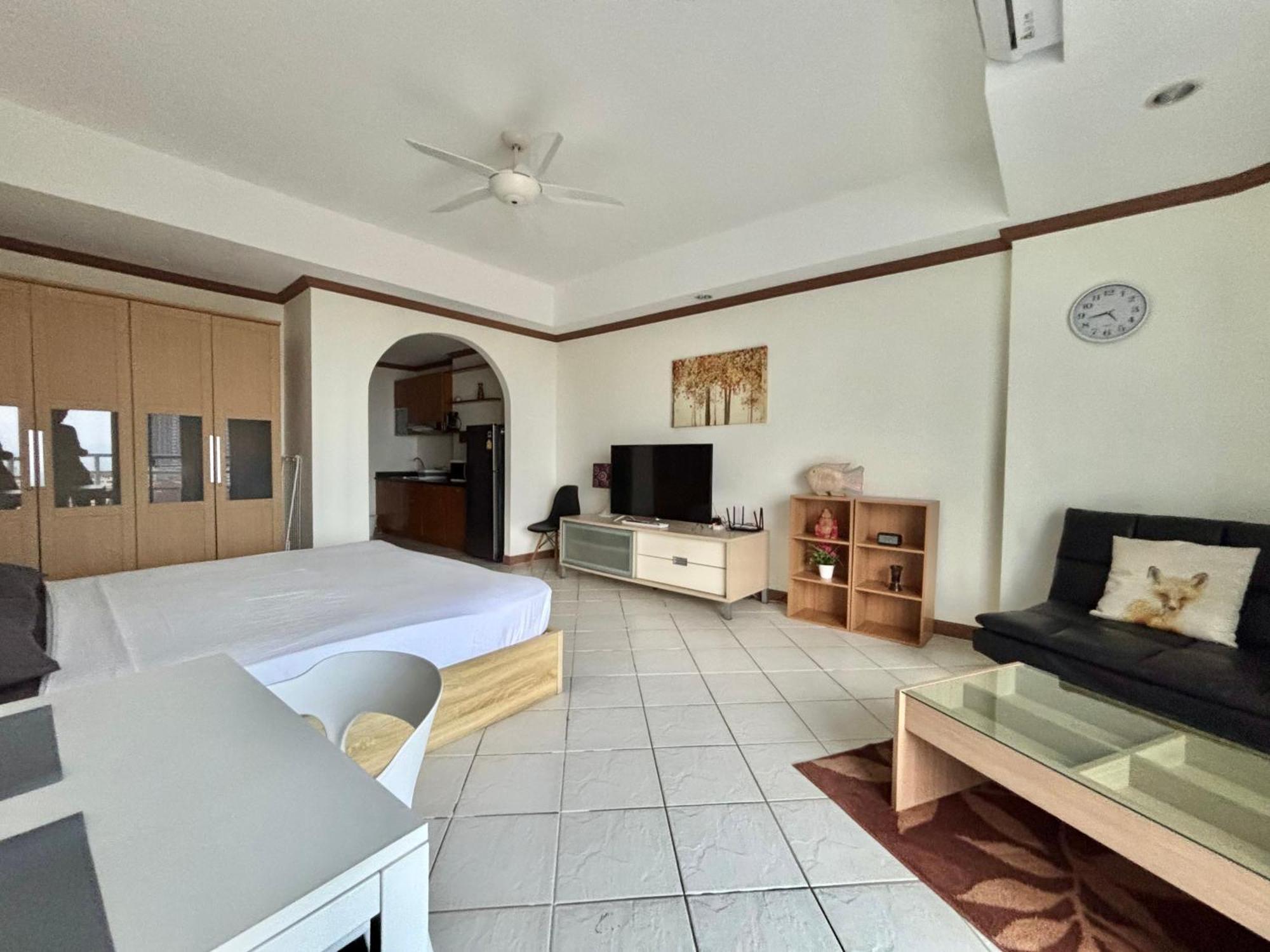 Apartment View Talay 2a