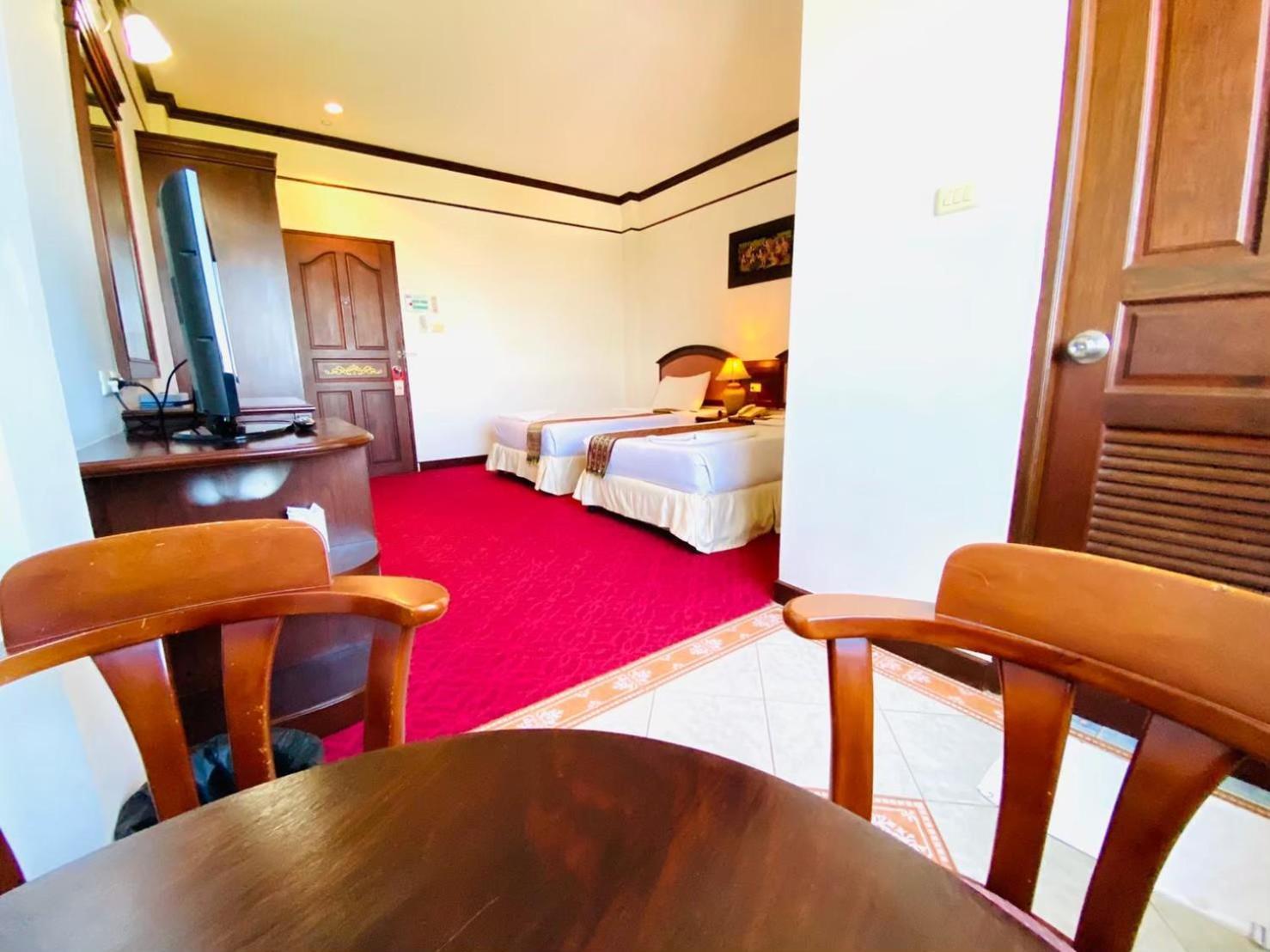 Hotel Crystal Krabi