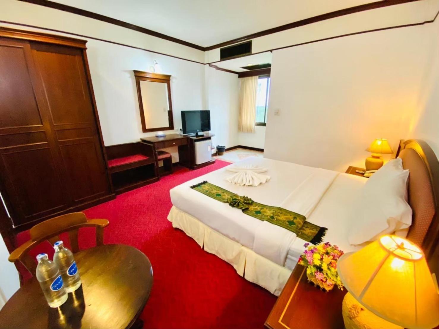 Crystal Krabi 3*