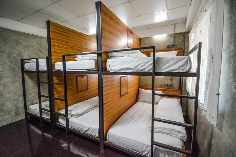 Baan Lung Poshtel Albergue *