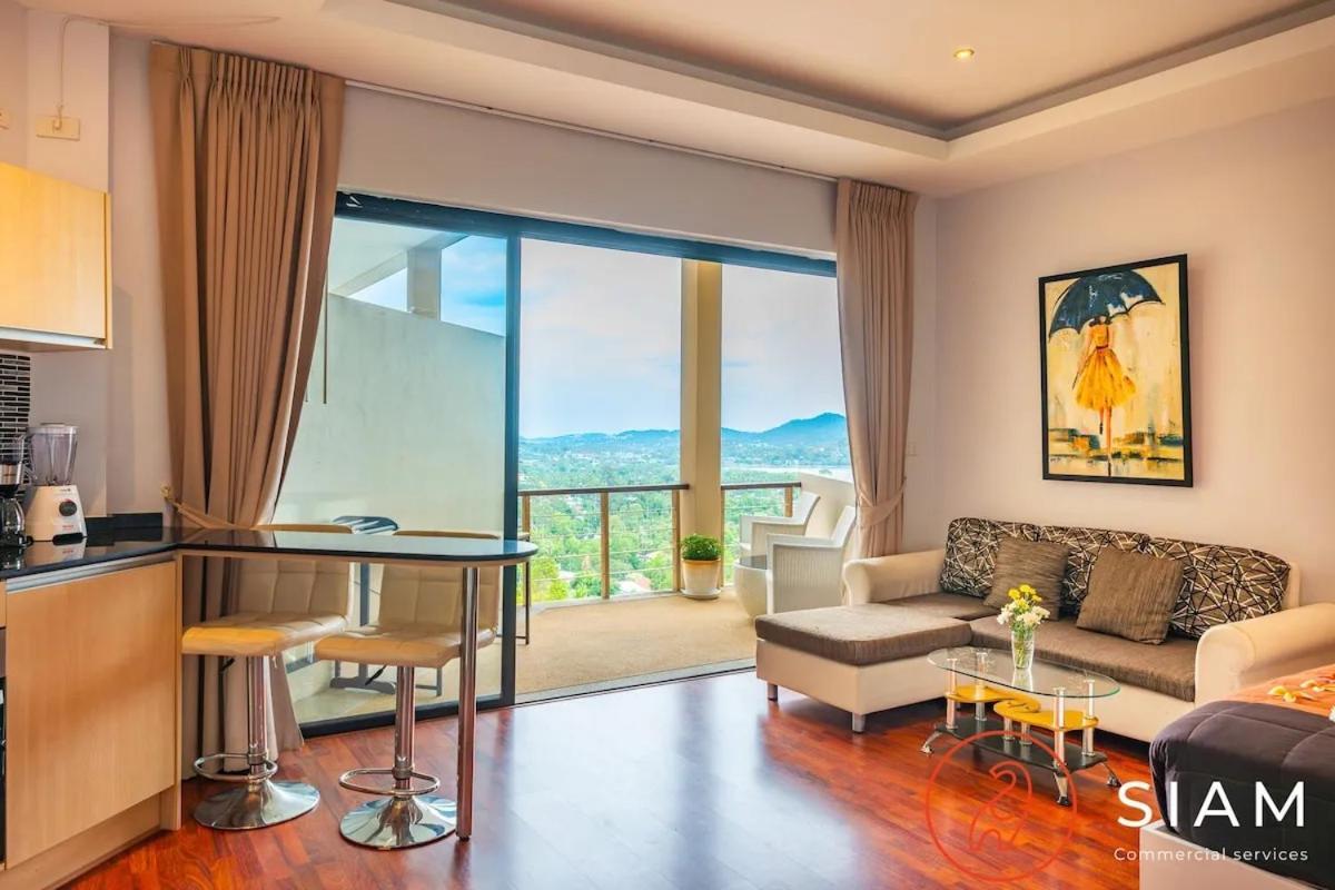 Chaweng Hill Sea View & Pool Apartment