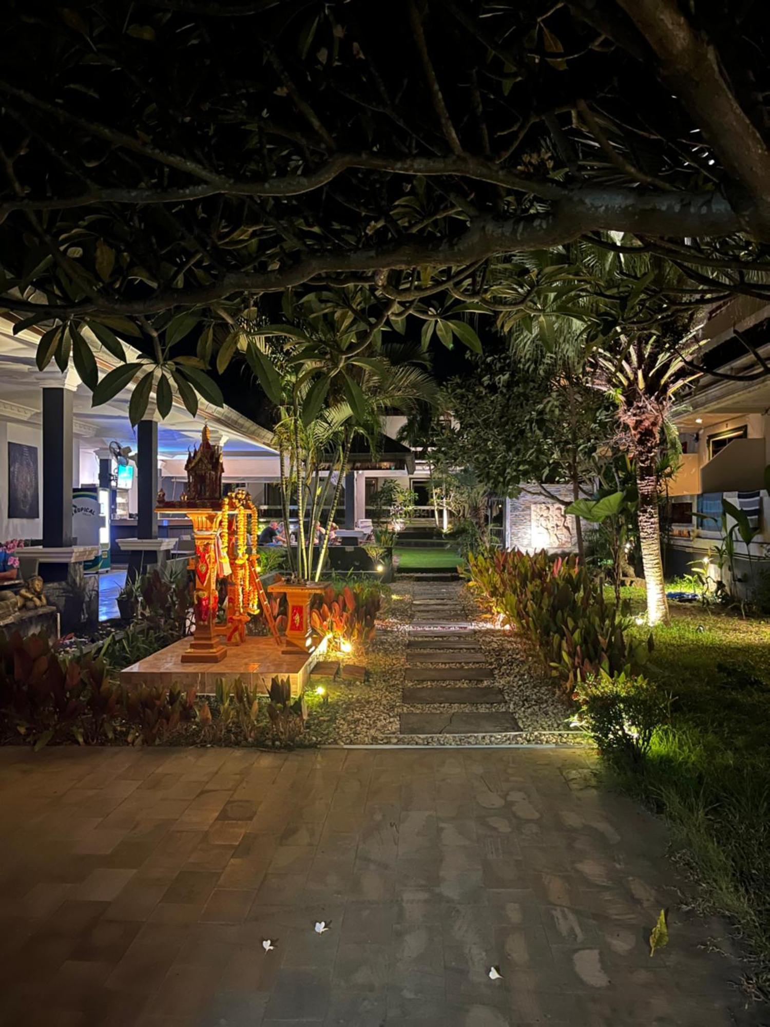 Resort Tropical Palm 3*