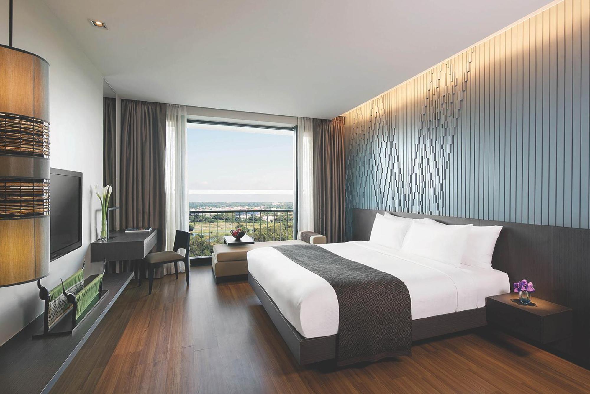 Avani & Convention Centre 5*