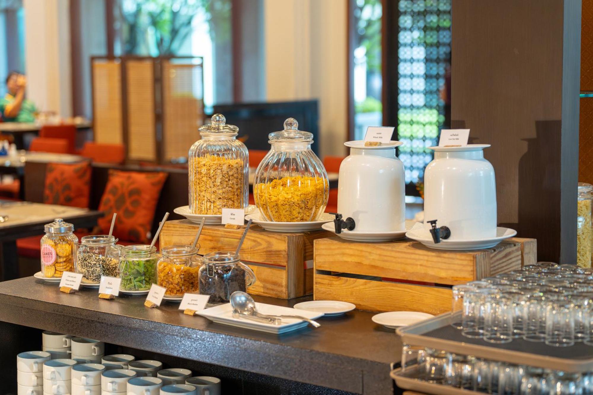 Avani & Convention Centre 5* Khon Kaen