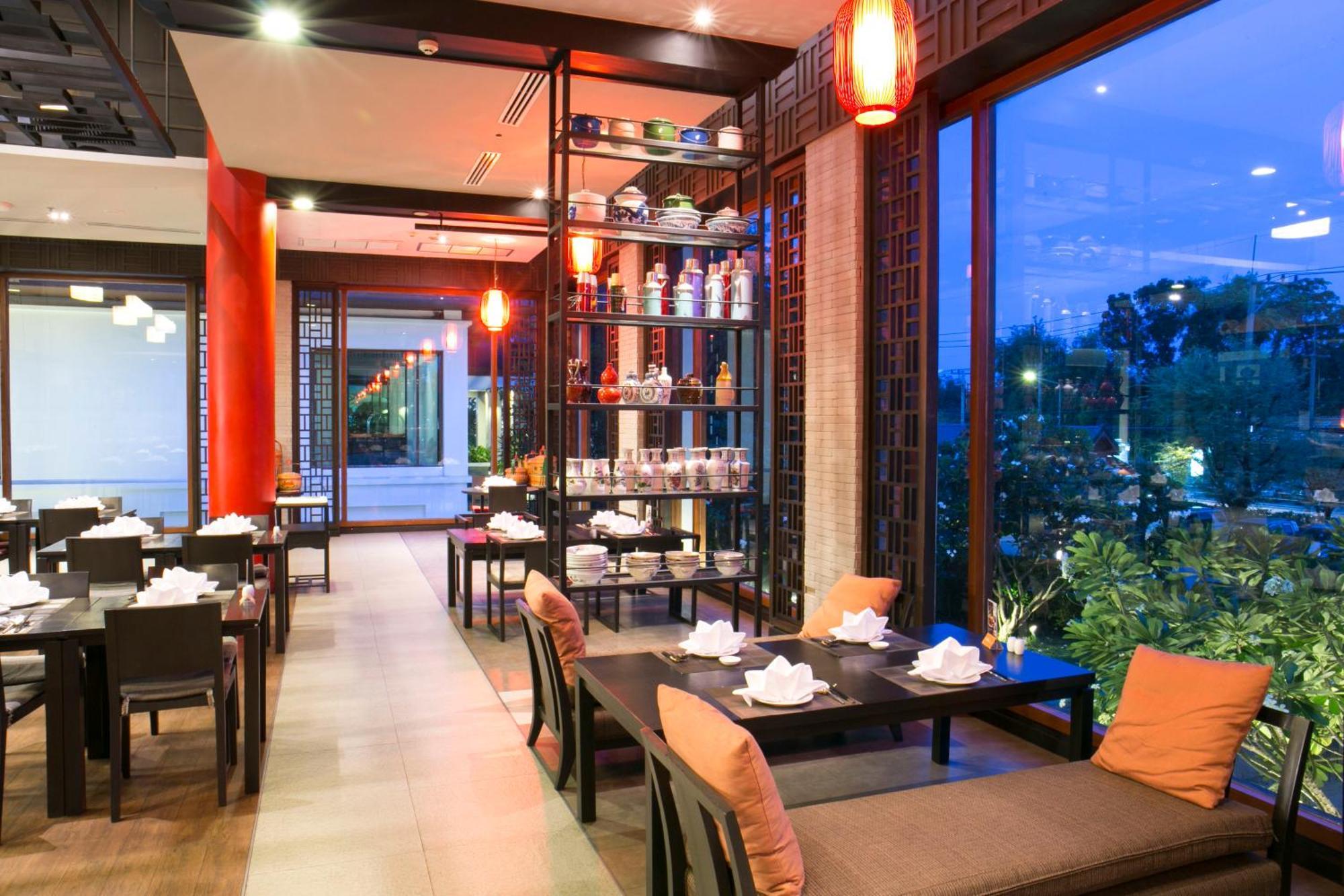 Hotel Avani & Convention Centre