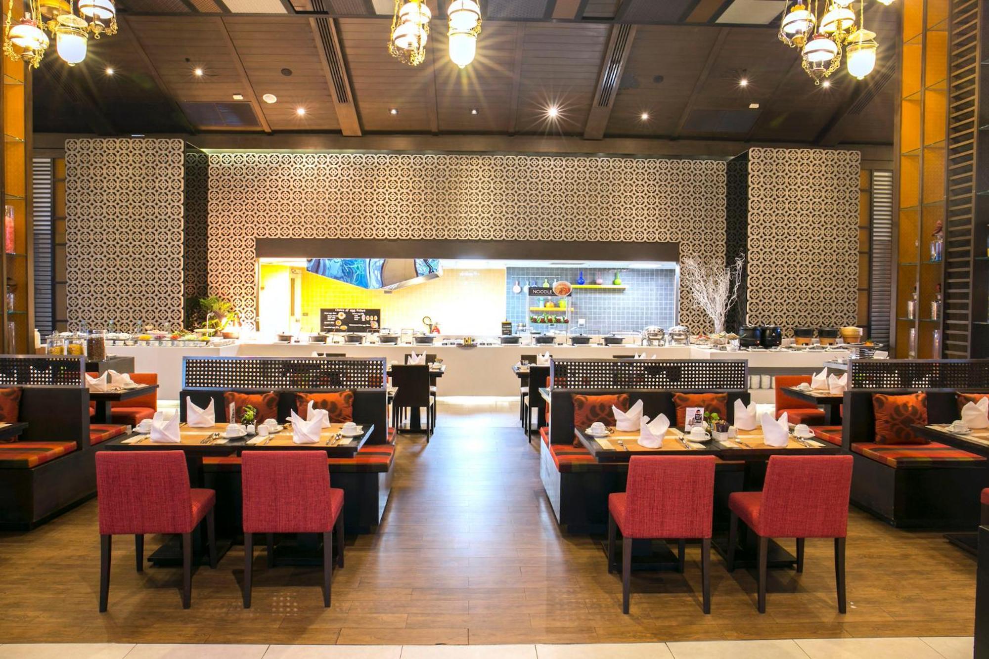 Avani & Convention Centre 5*