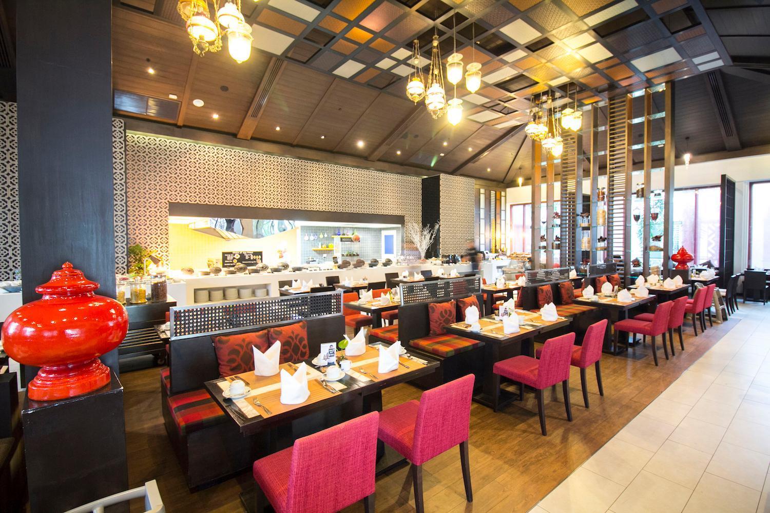 Avani & Convention Centre Hotel