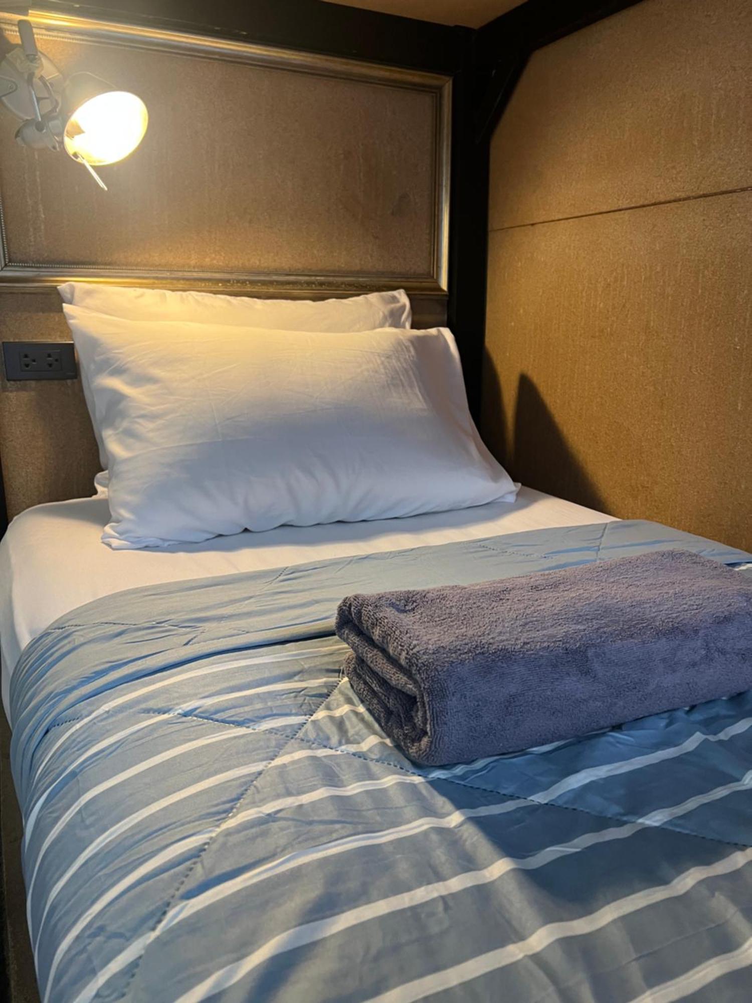 2street (adults Only) Hostel Surat Thani