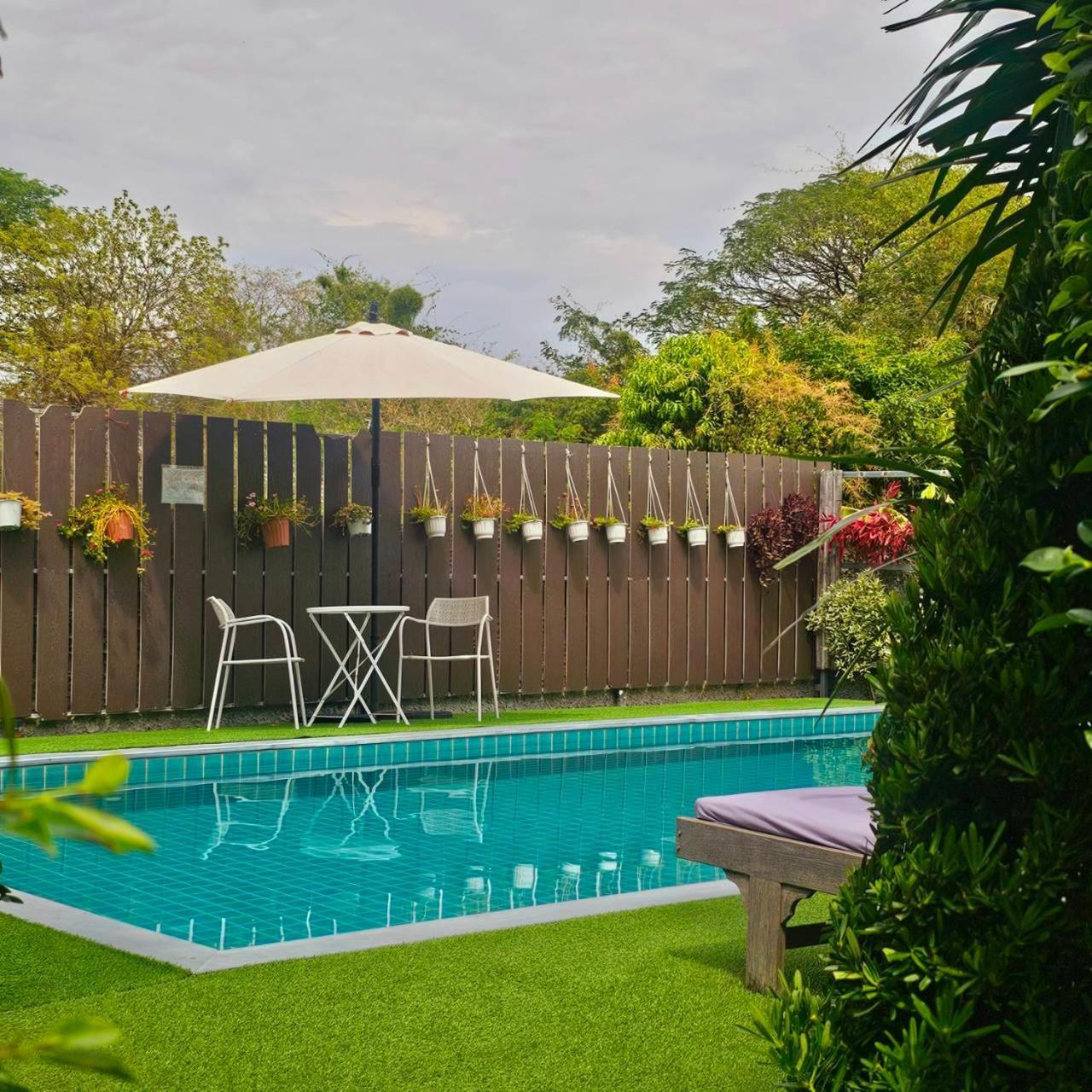 Sawasdee​ Buriram​ Resort *