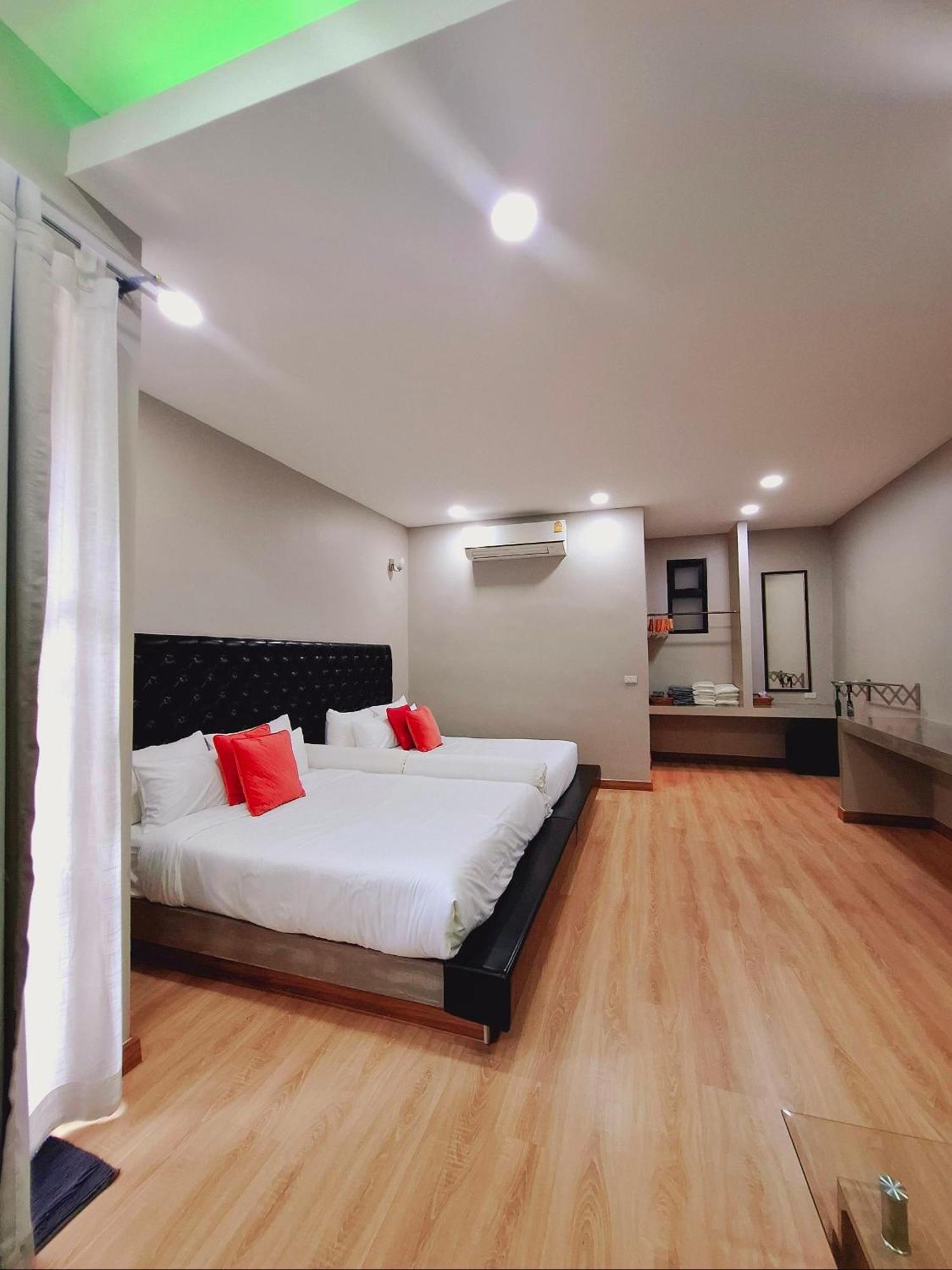 Resort Sawasdee​ Buriram​