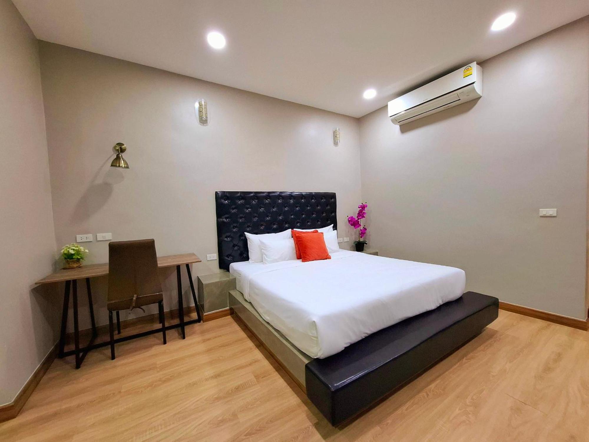Sawasdee​ Buriram​