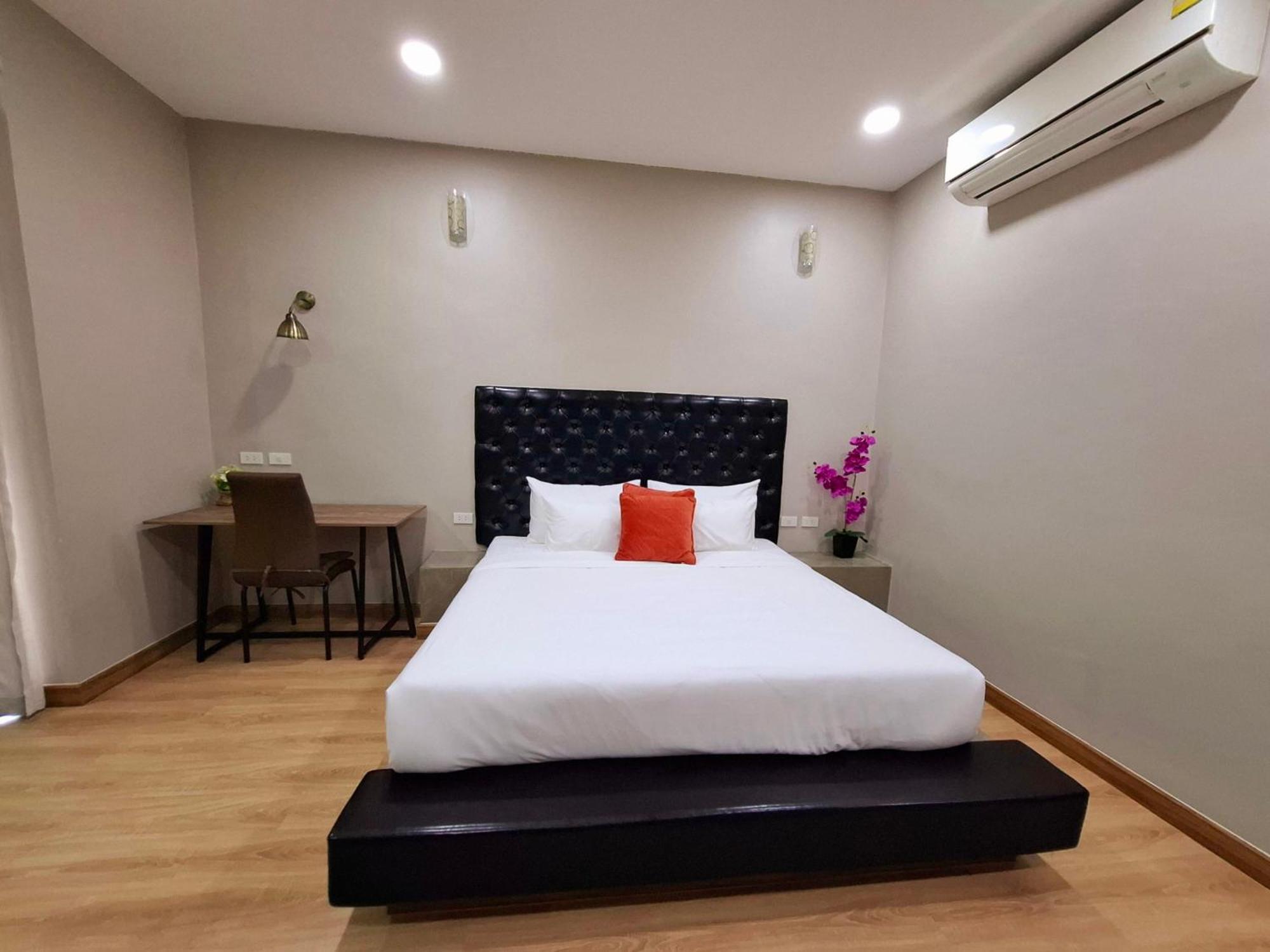 Resort Sawasdee​ Buriram​ *