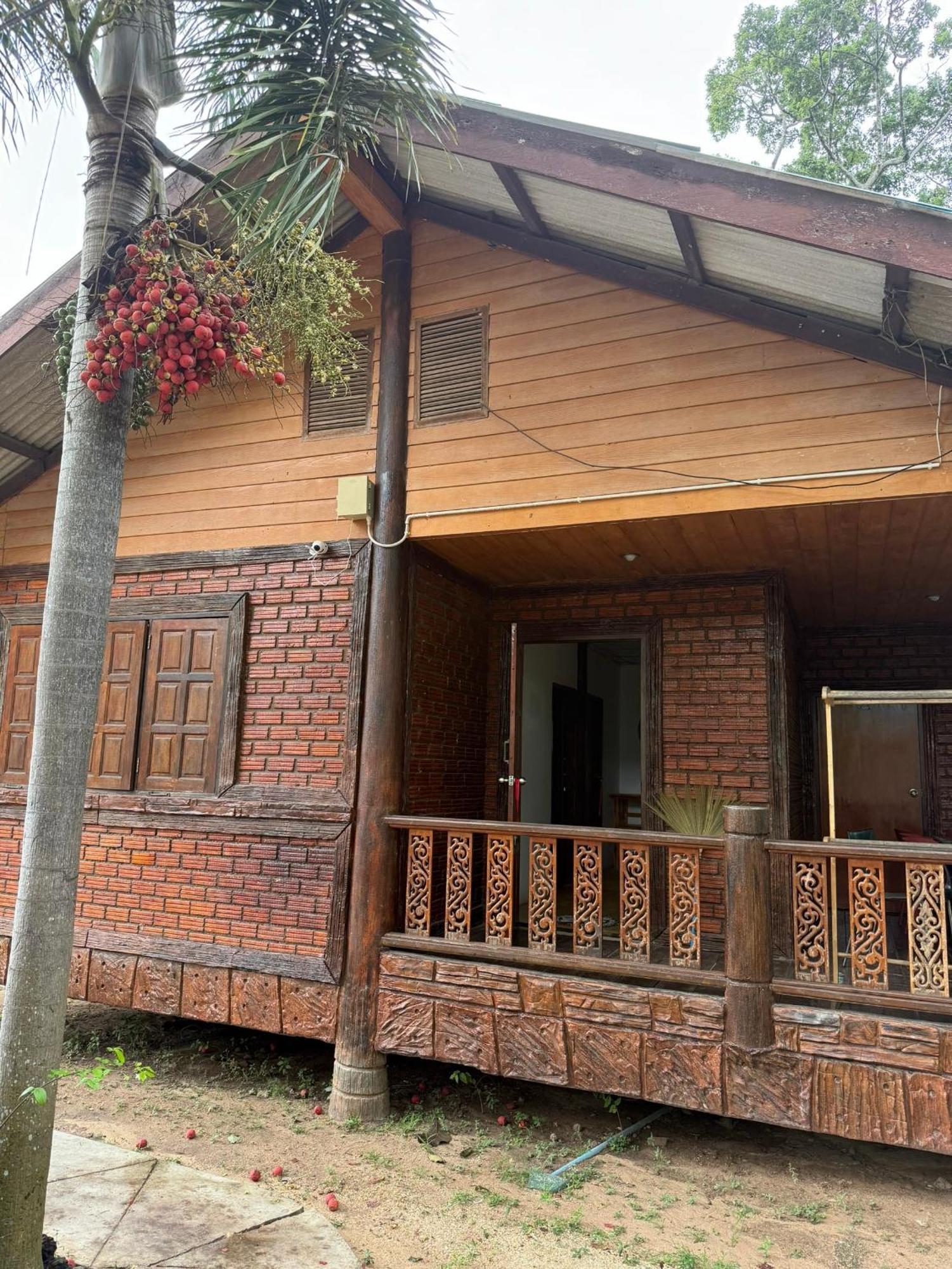 P'un House * Koh Tao