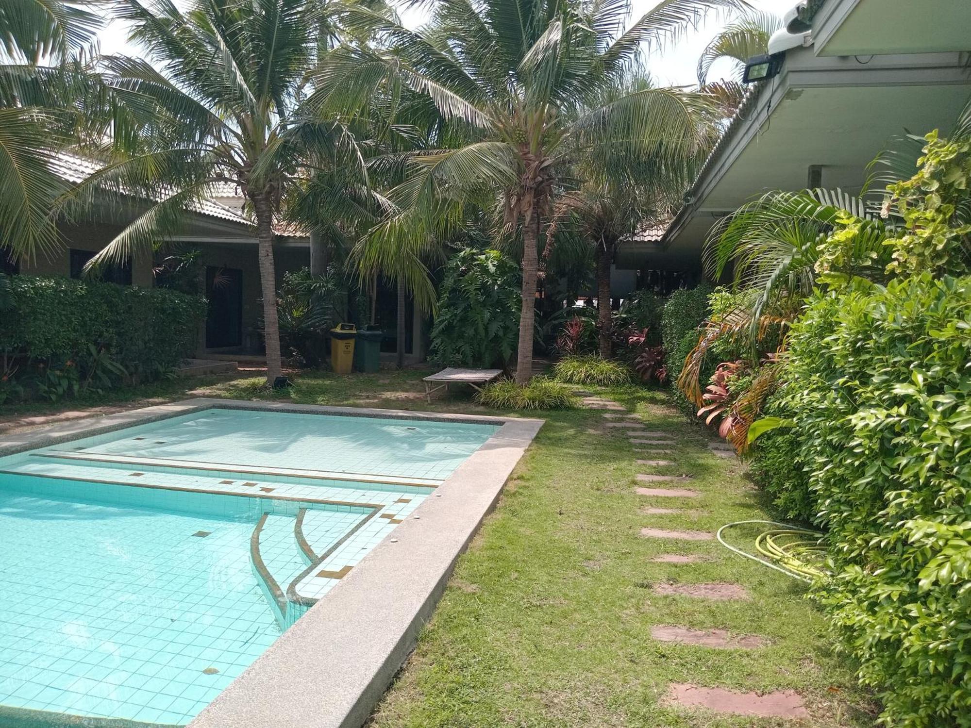 Resort Tropical House​ Hua Hin