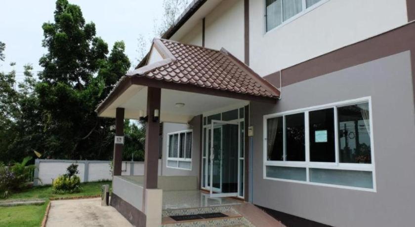 Resort Baan Ton 2*