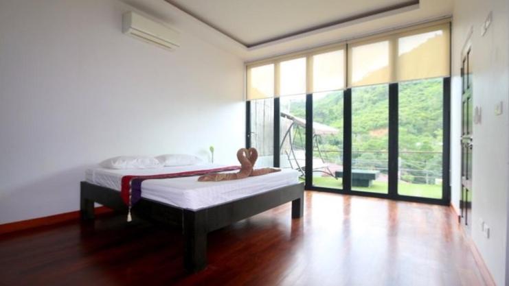 Loma & 7 * Patong