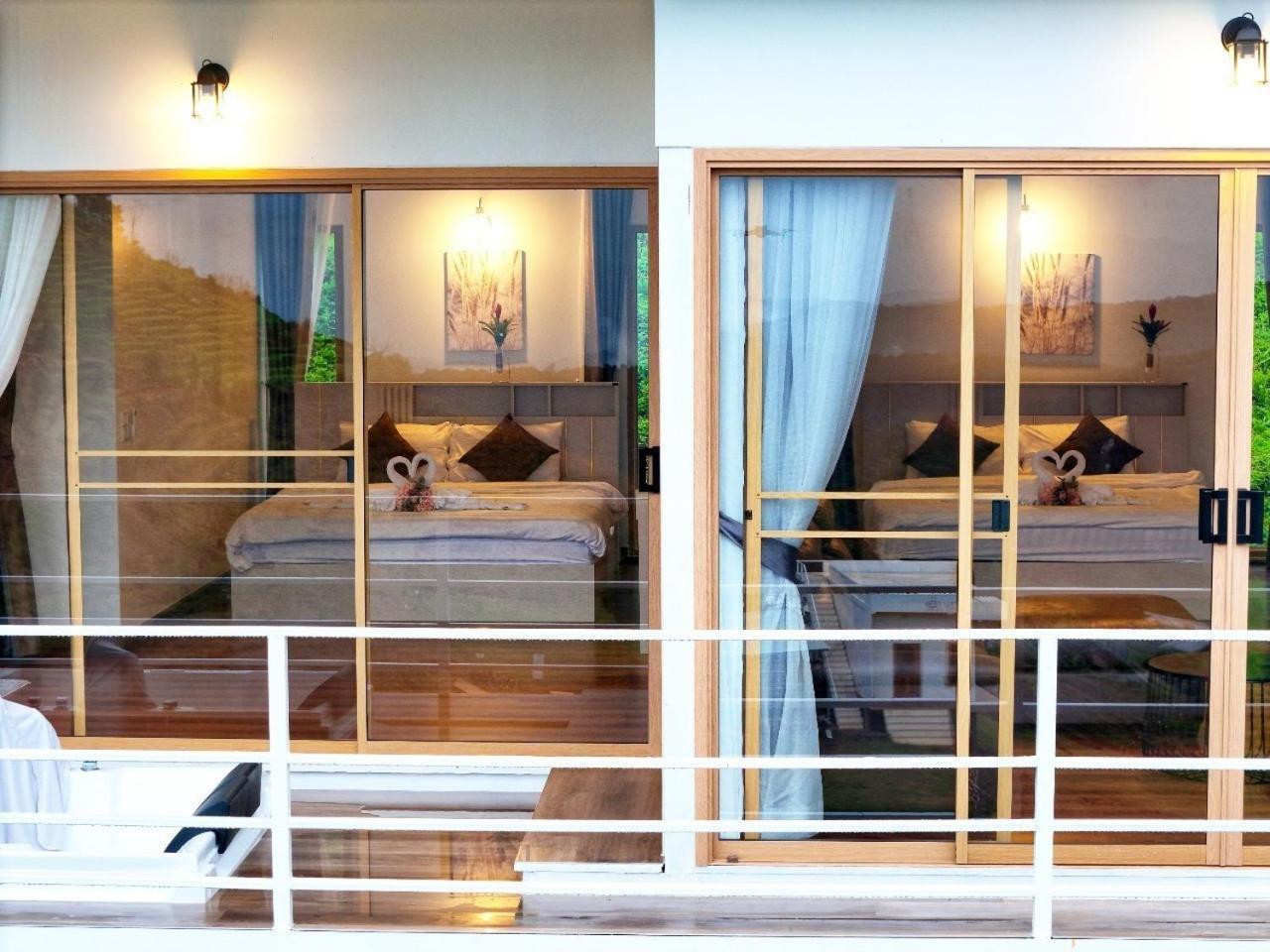 ม่อนสายลม ม่อนแจ่ม Resort *
