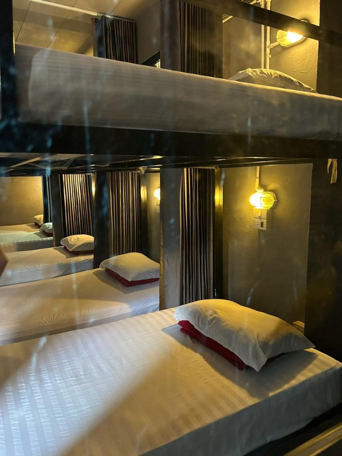 Monkey Toe Albergue