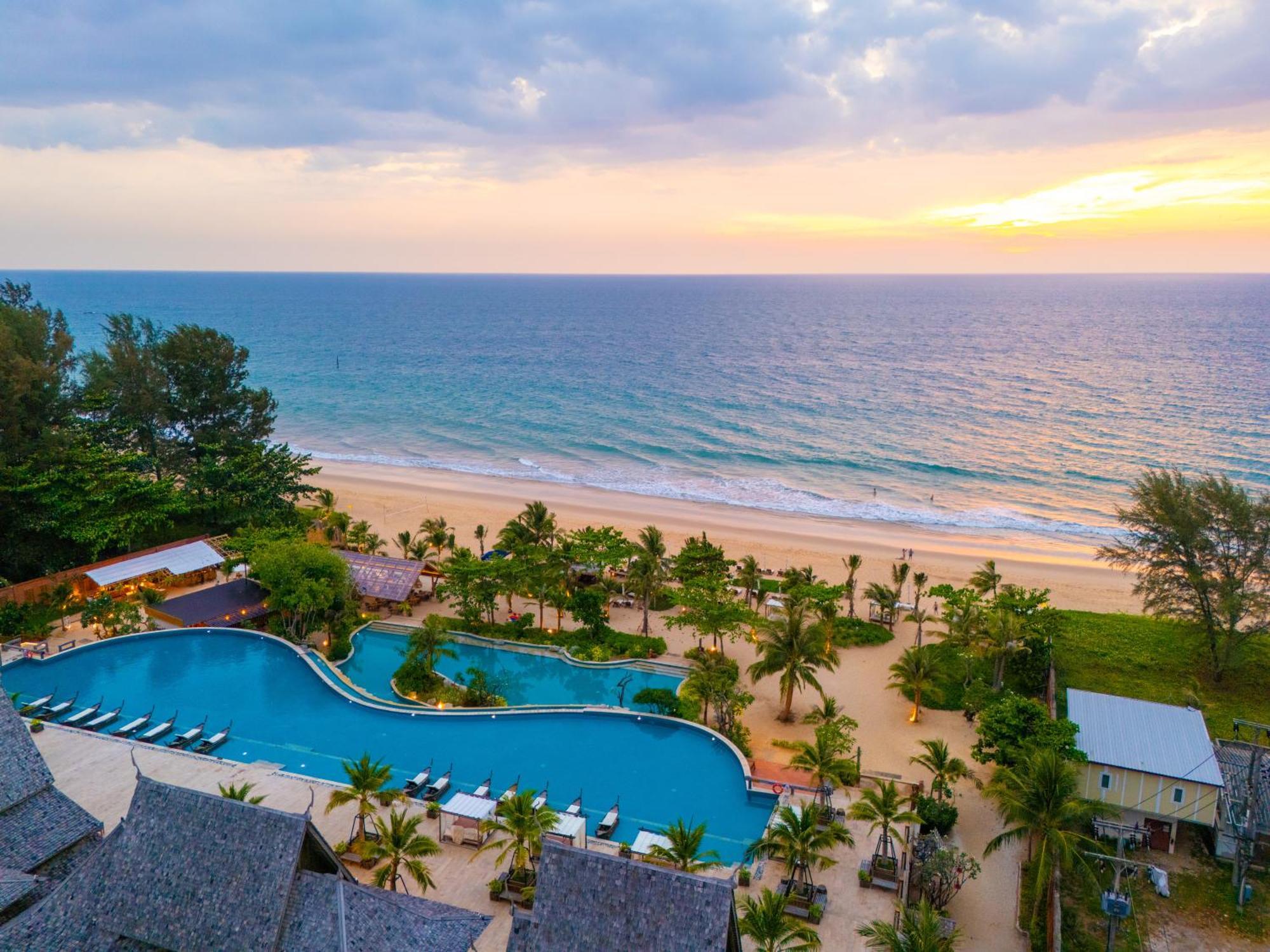 Santhiya Phuket & Khok Kloi