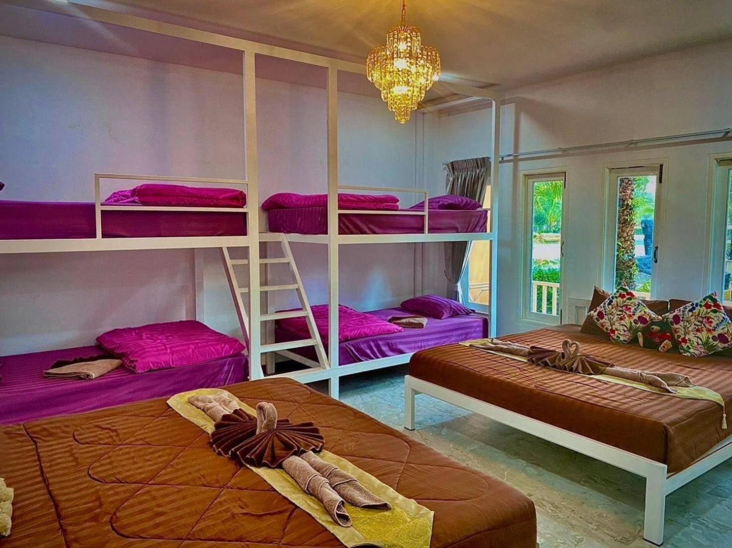 Hotel Oasis Waterpark 4*
