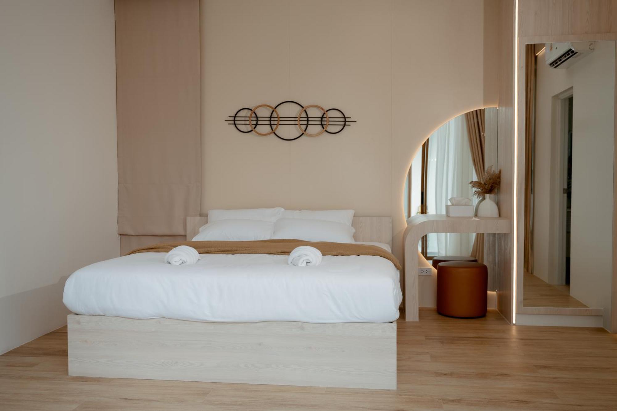 Resort Paramount 2 *