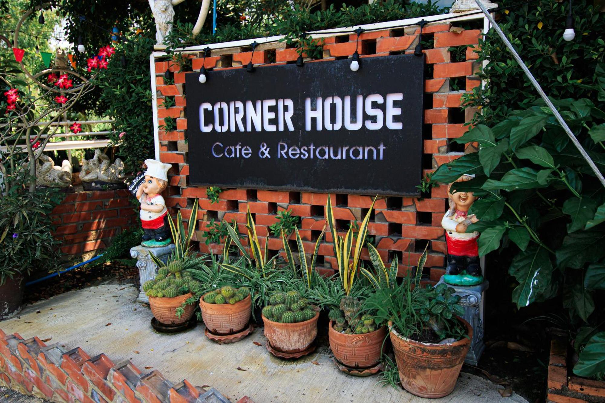 Corner House Hotel