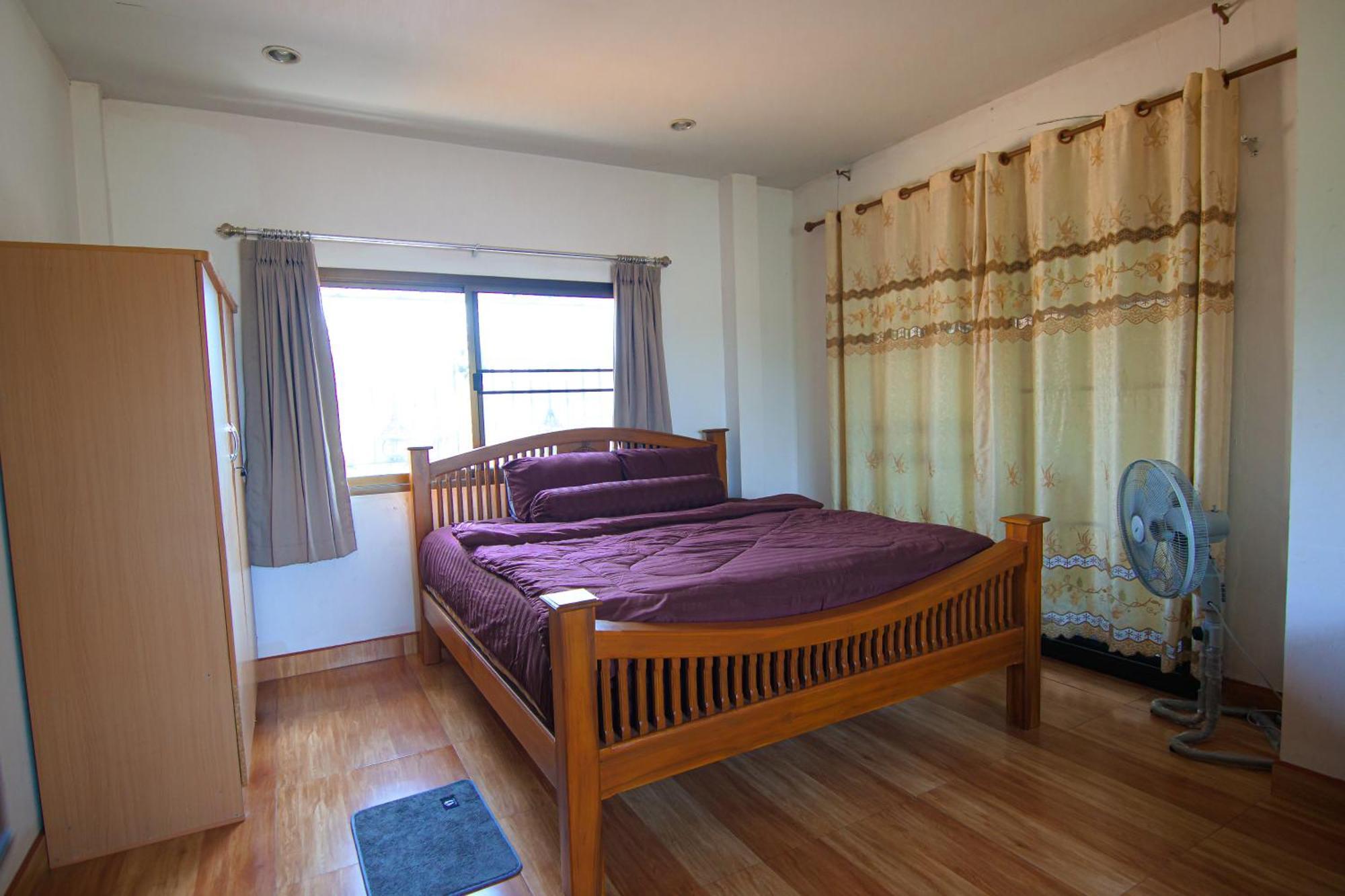 Corner House Hotel Phra Nakhon Si Ayutthaya