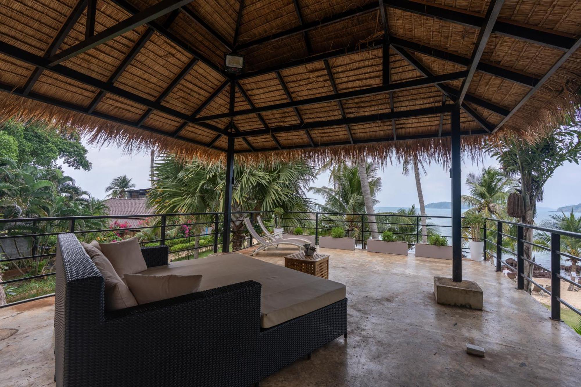 Resort White Koh Mak