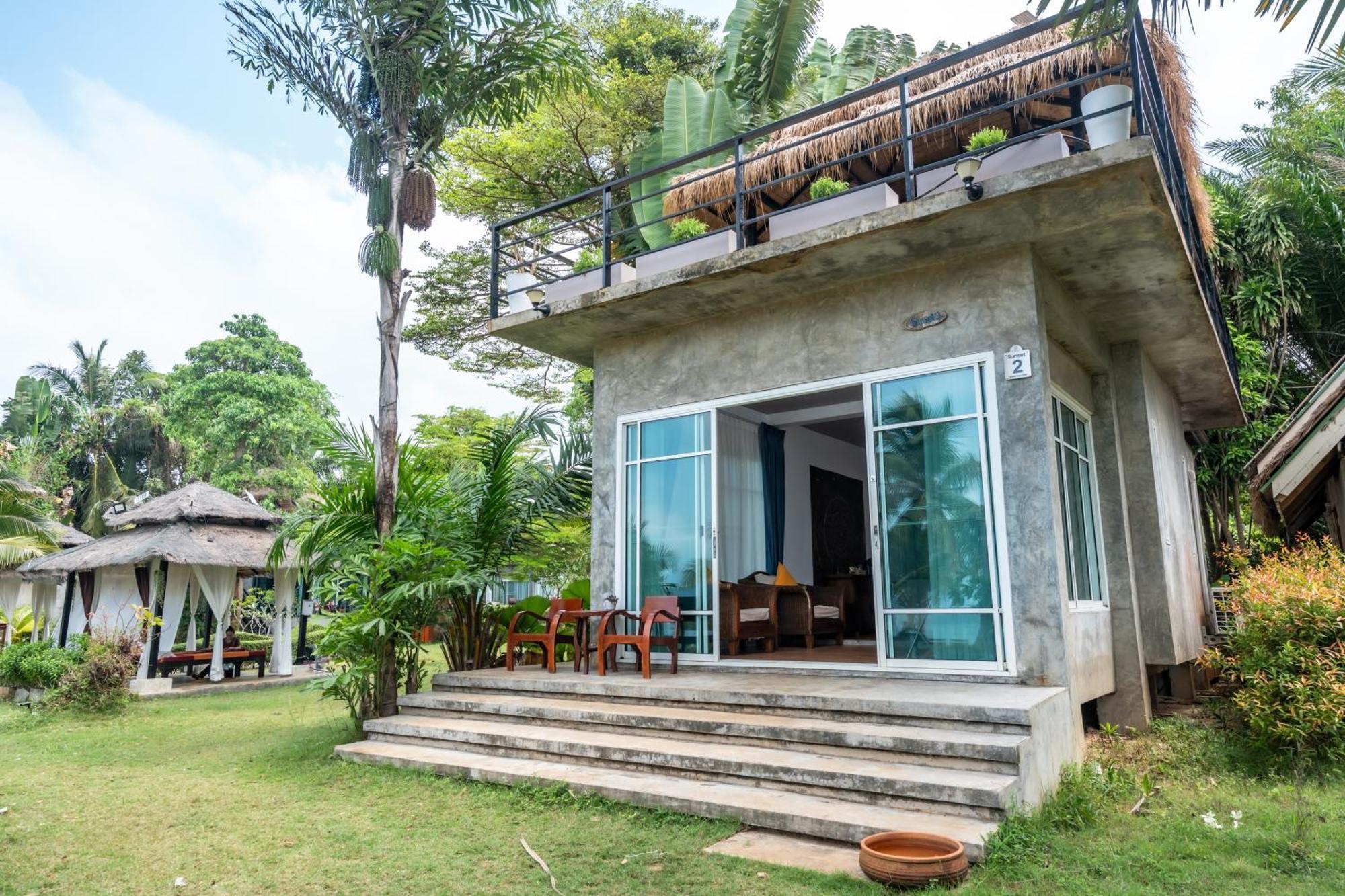 White Resort Koh Mak