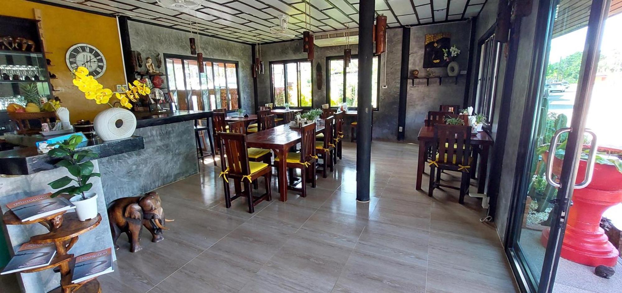 Loma Khao Lak