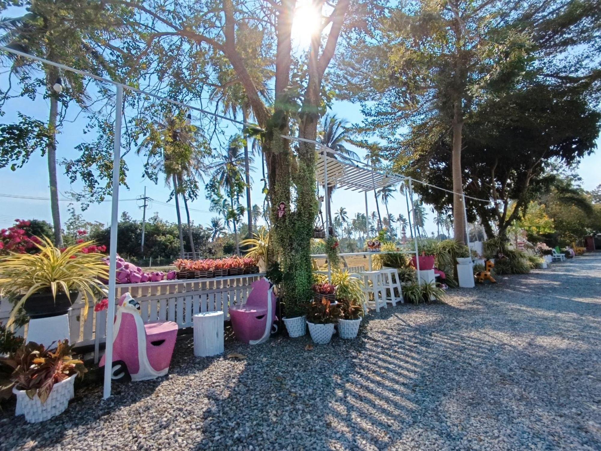 Saan Rak Resort Prachuap Khiri Khan