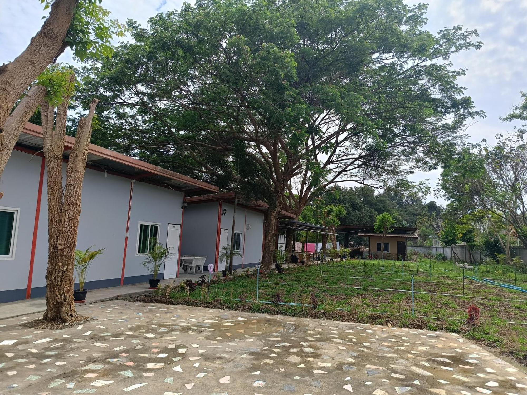 Bussaracum 2*