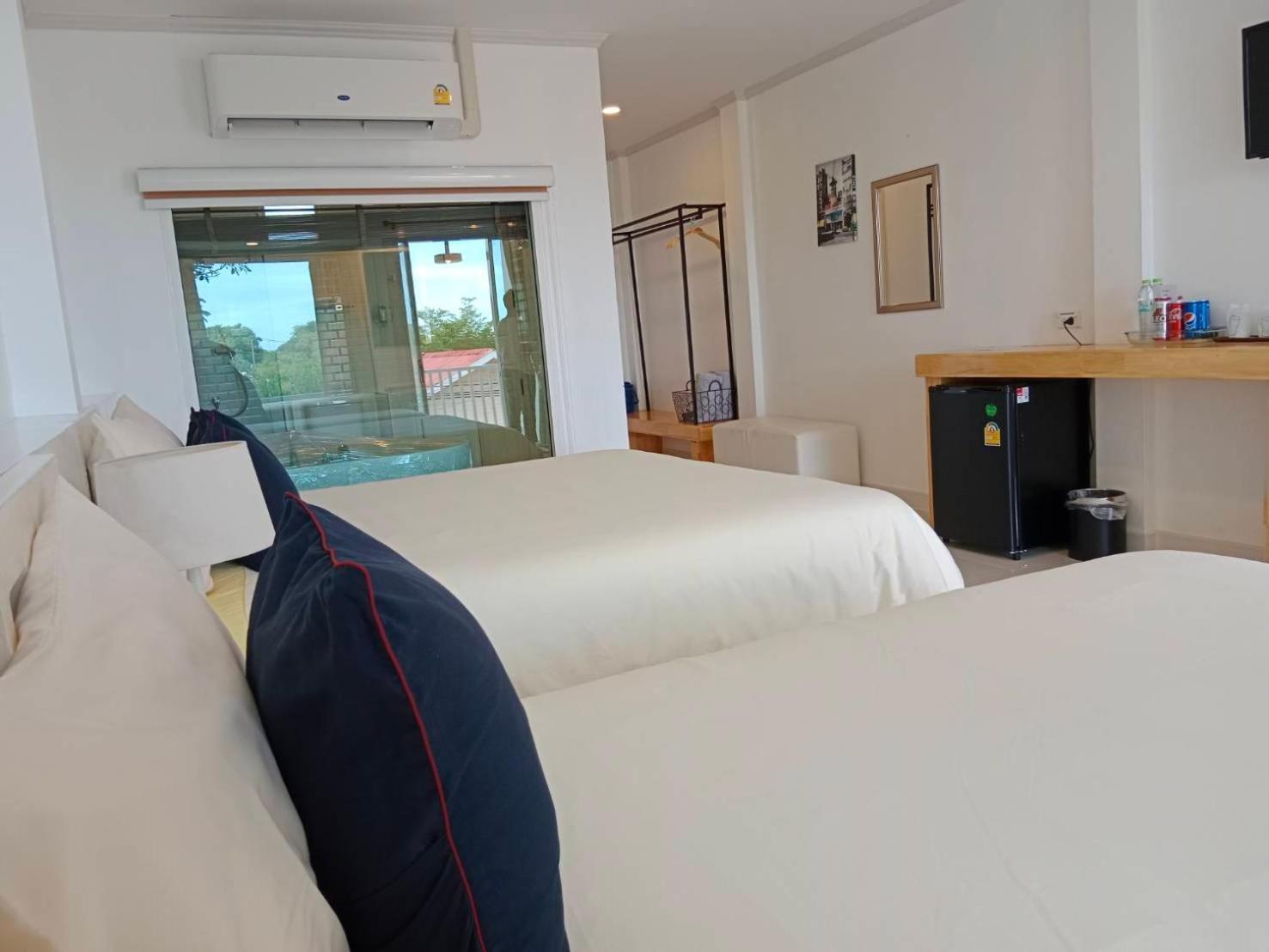 Riviera Resort Ko Lan