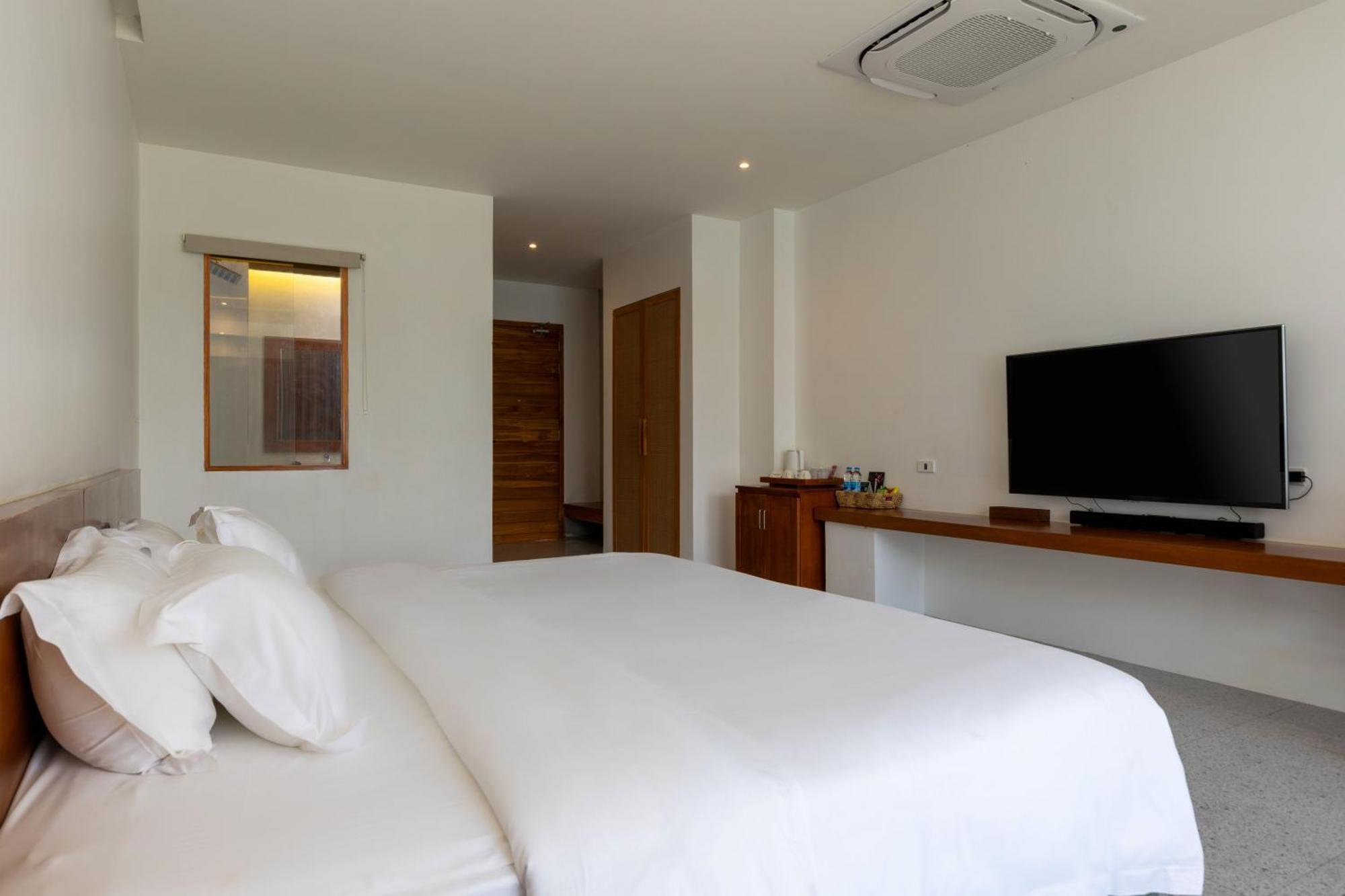 Hotel X-sea Harbor Bay Khanom