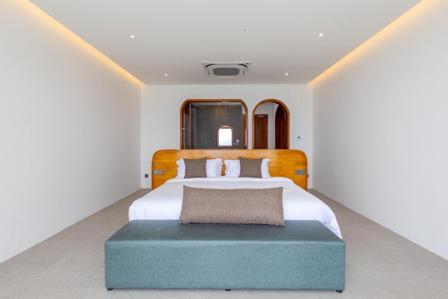 X-sea Harbor Bay Hotel 4*