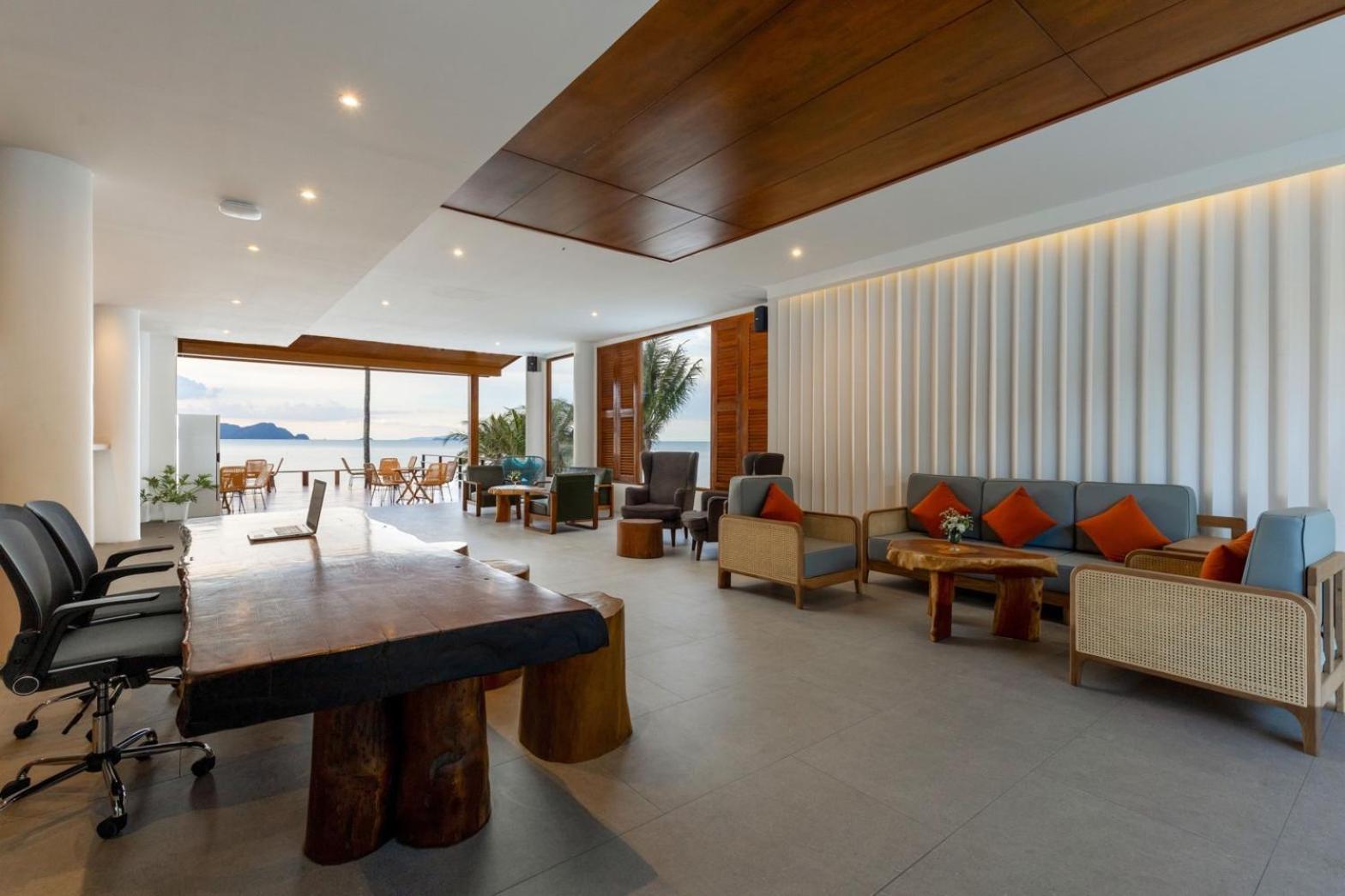 X-sea Harbor Bay Hotel 4*