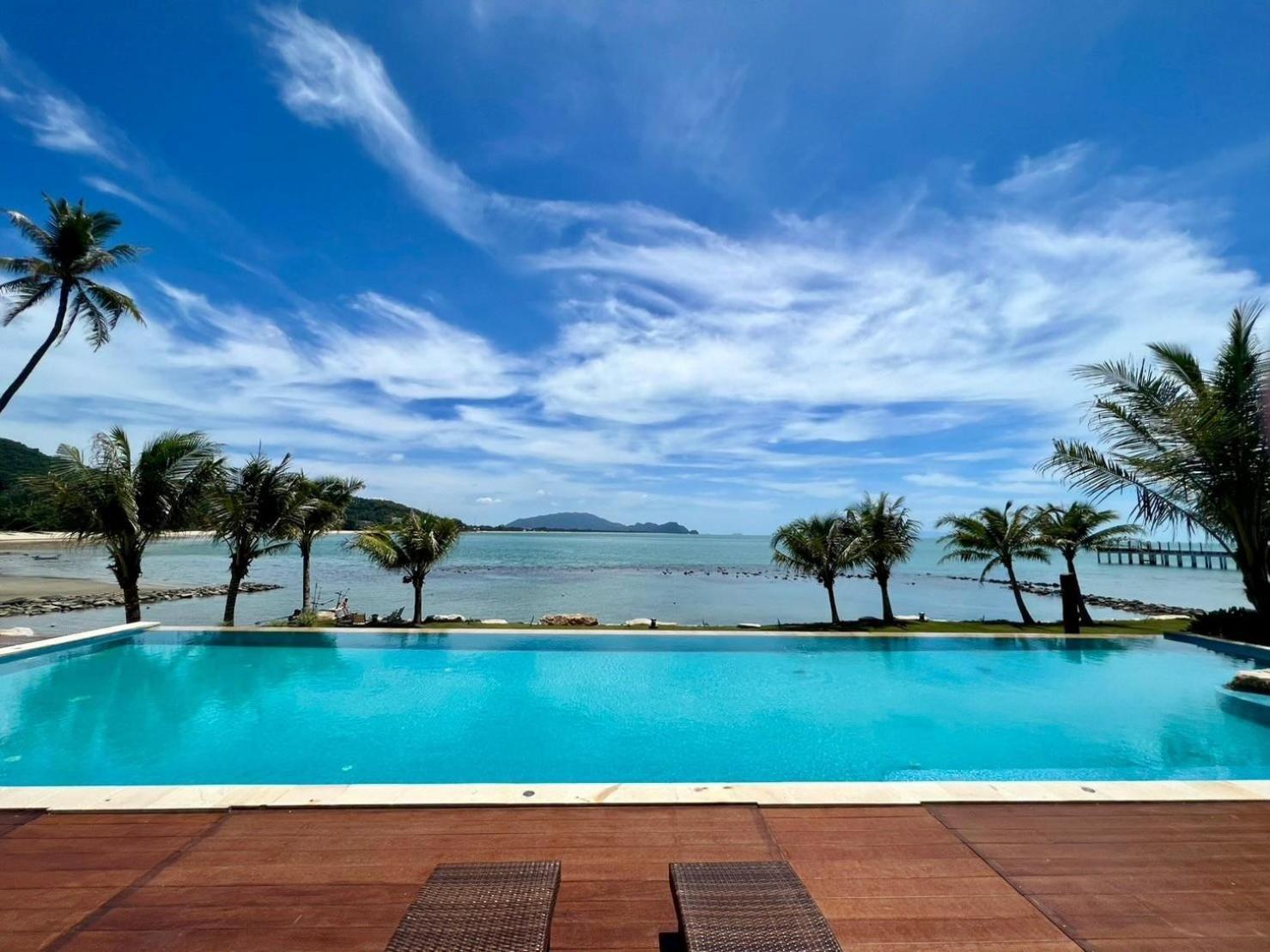 Hotel X-sea Harbor Bay Khanom