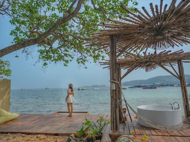 Haven Beachfront Hotel Ko Lan