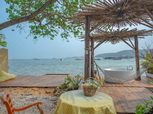 Haven Beachfront Ko Lan
