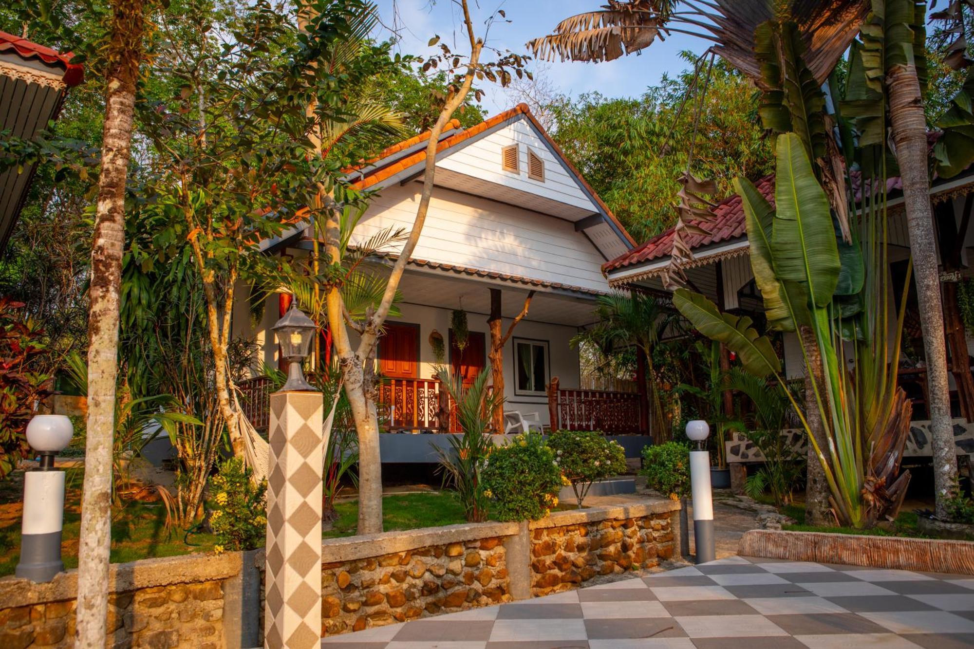 Koh Kood Garden House 2*