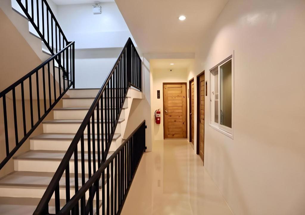 Hotel 20 North 3*