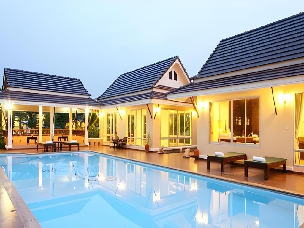 Resort The Forest