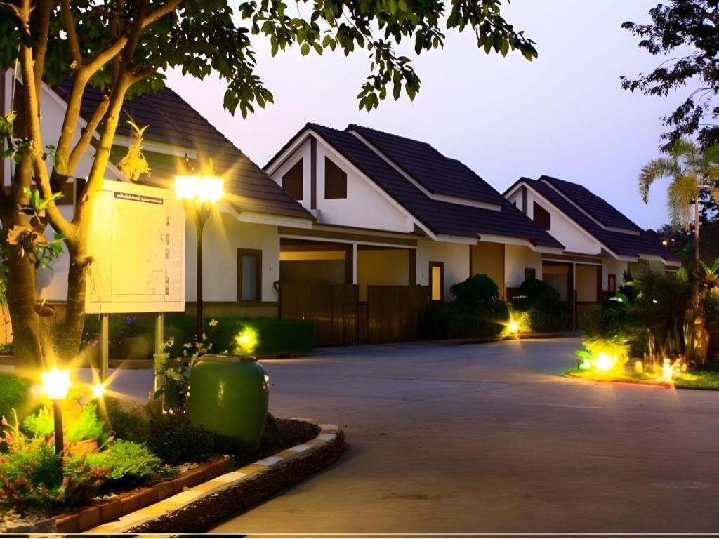 Resort The Great & 3*