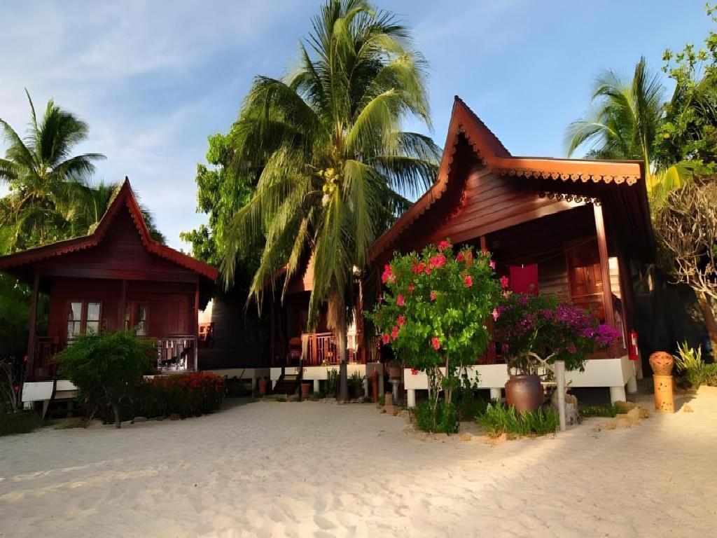 Phangan Rainbow 2*