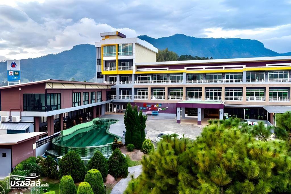 Breeze Hill Resort Khao Kho