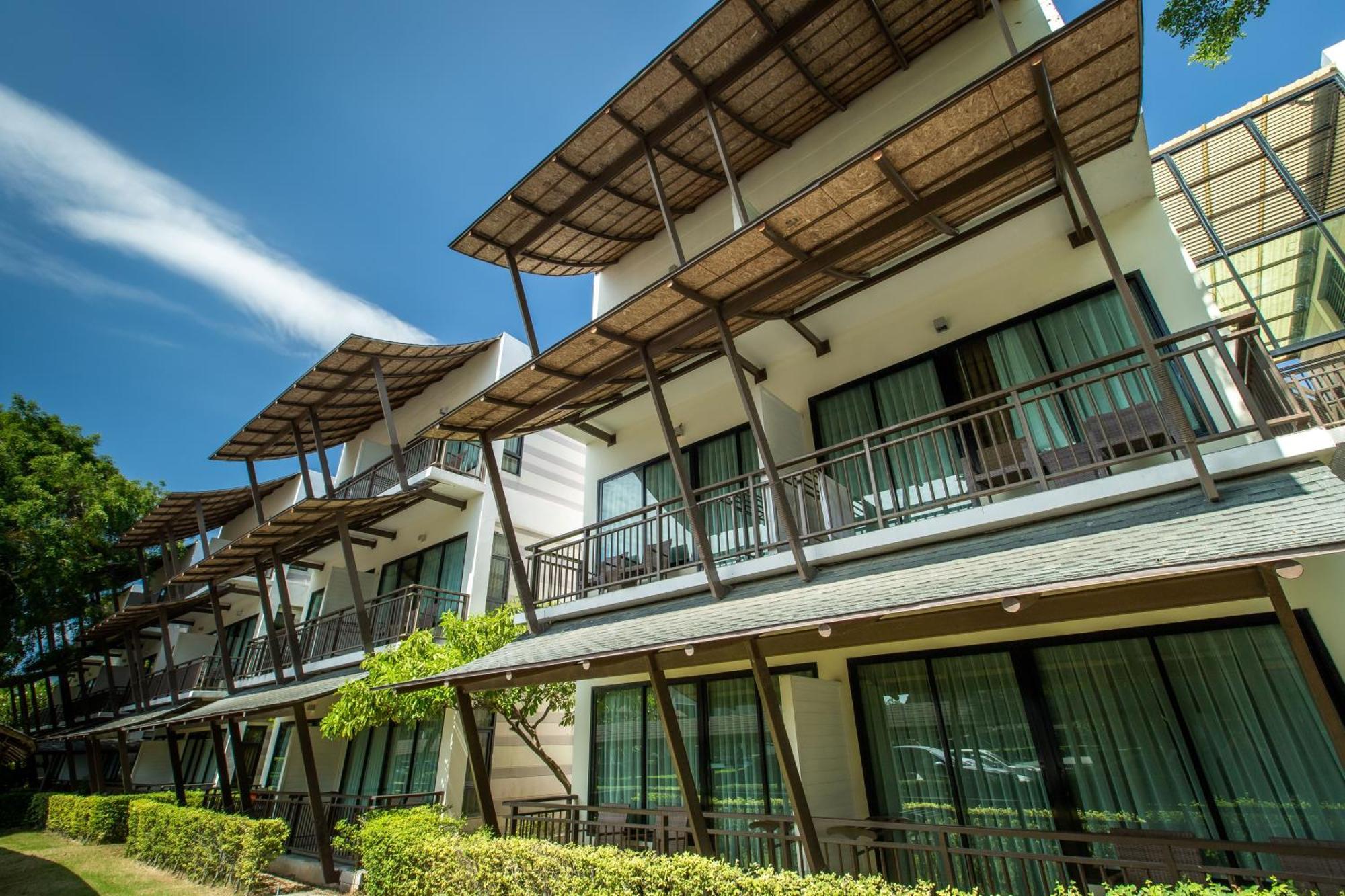 Bangsaen Heritage Hotel Bang Saen