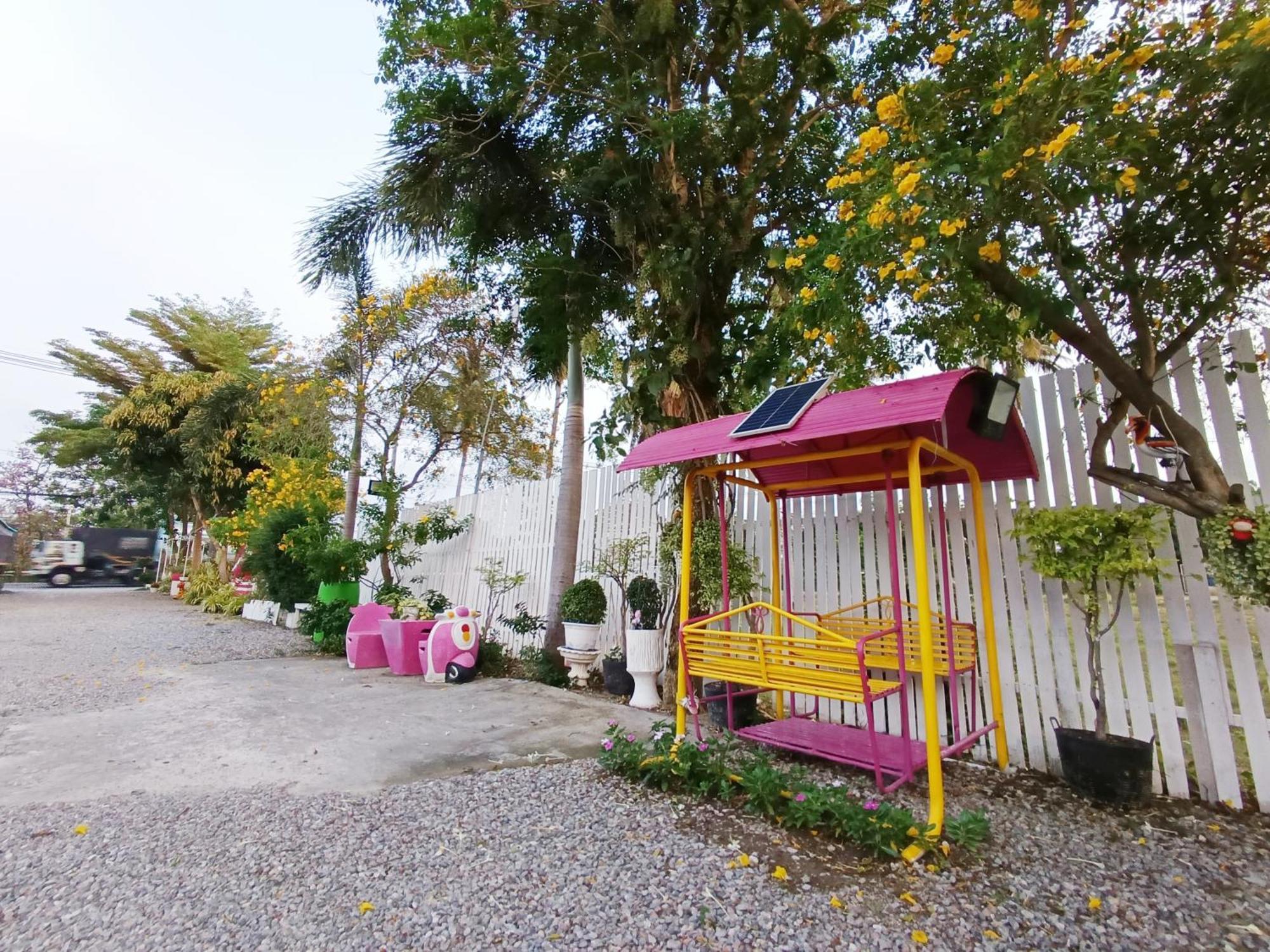 Saan Rak Resort